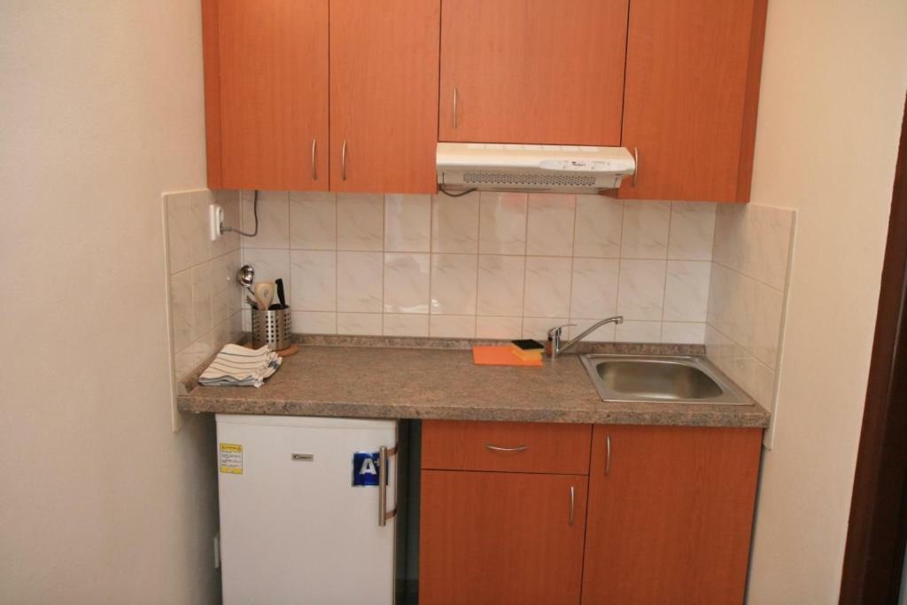 Penzion Atlas Štúrovo Exterior foto
