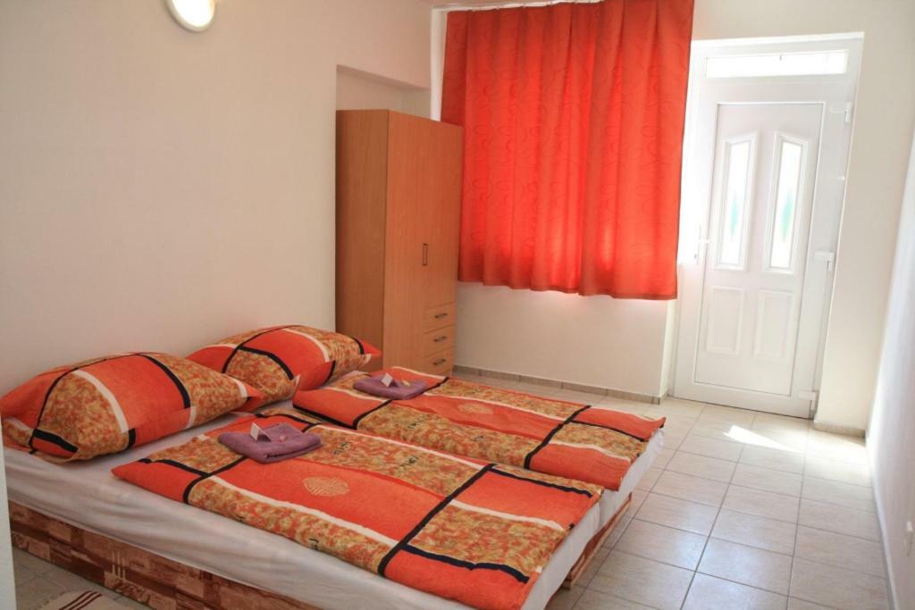 Penzion Atlas Štúrovo Exterior foto